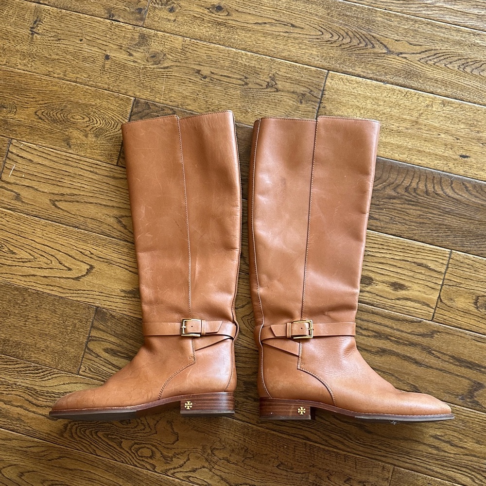 Elegant Tory Burch  Tan Leather Knee-High Boots riding sz 9